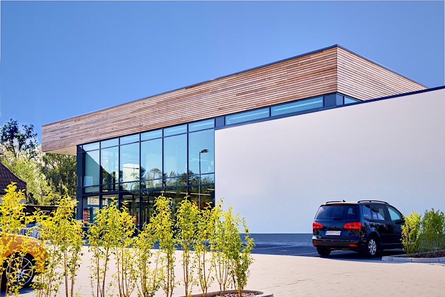 Aussenansicht Parkplatzflächen